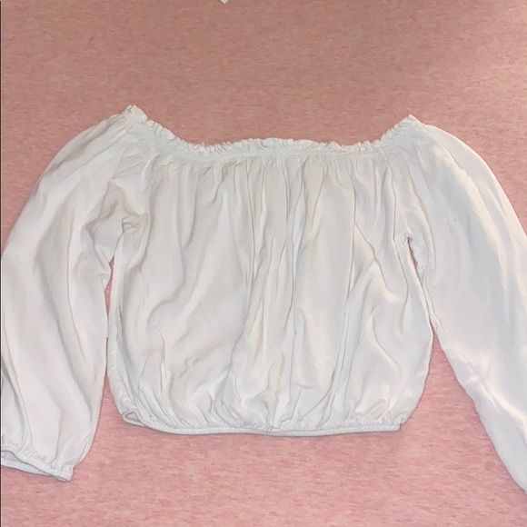 BRANDY MELVILLE off the shoulder - Picture 1 of 1